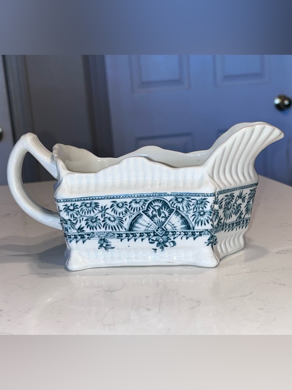 Antique Ceramic Art Co. Crown Pottery Queen Anne Pattern  England Gravy Boat